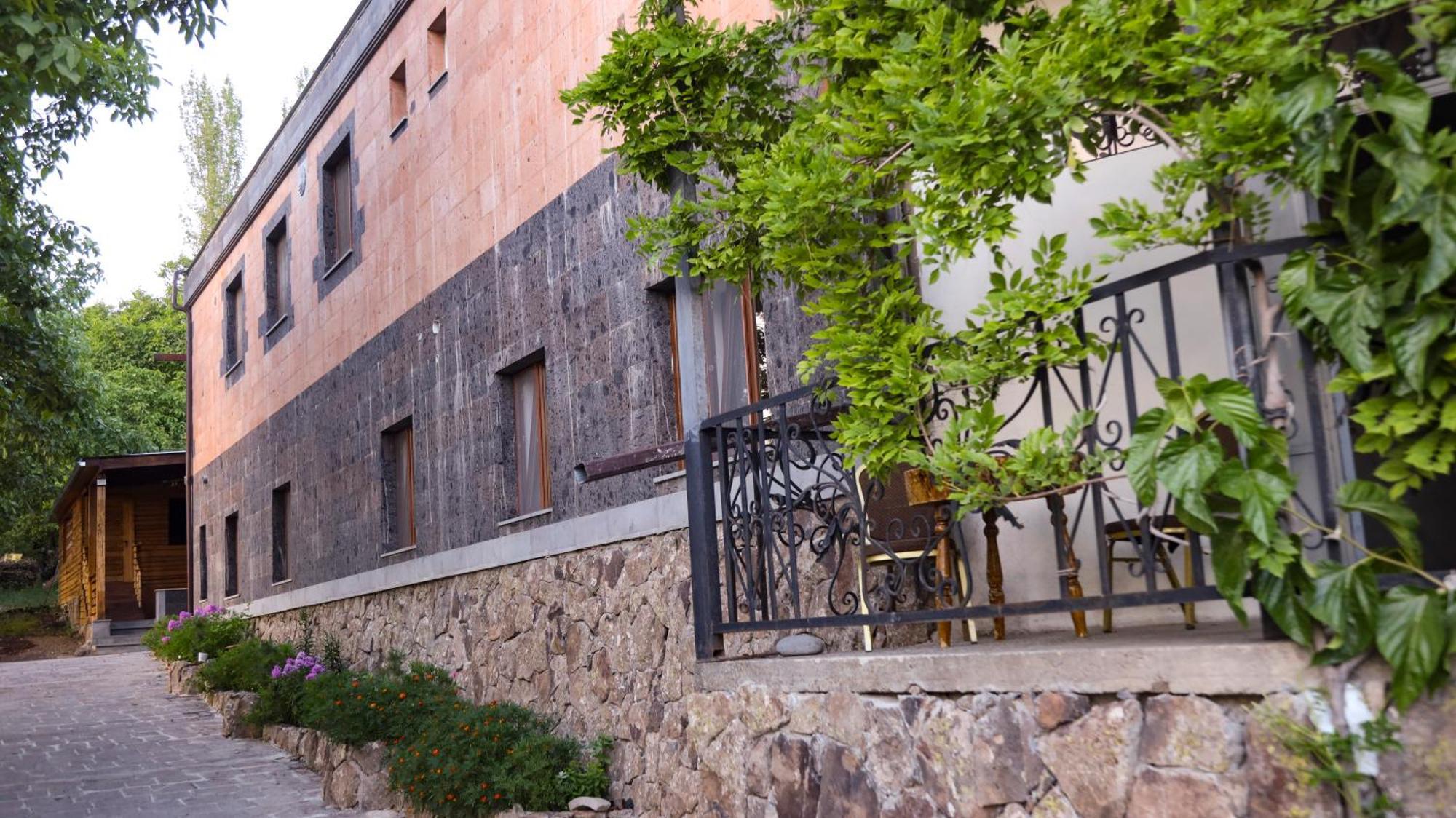 Old Byurakan Gouest House Exteriér fotografie